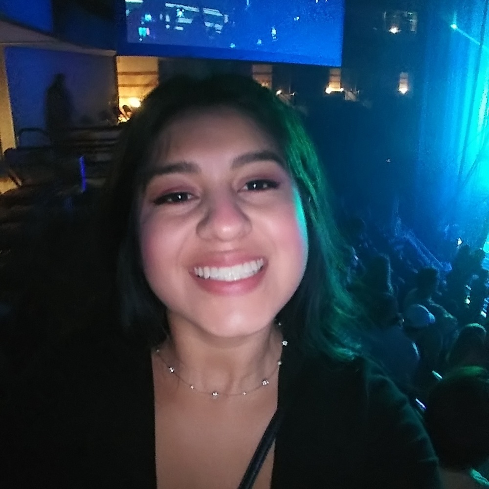 Meet your Posher, Elizabeth